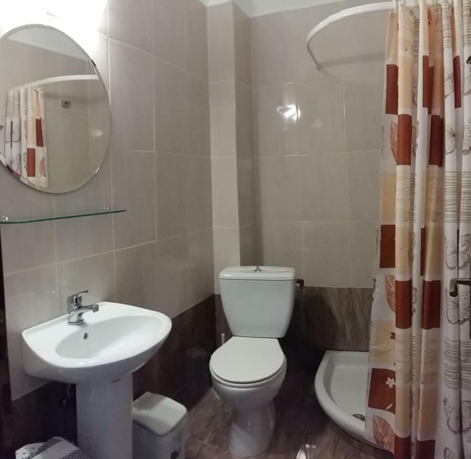 Gougousis Apartments Kaloyiros المظهر الخارجي الصورة